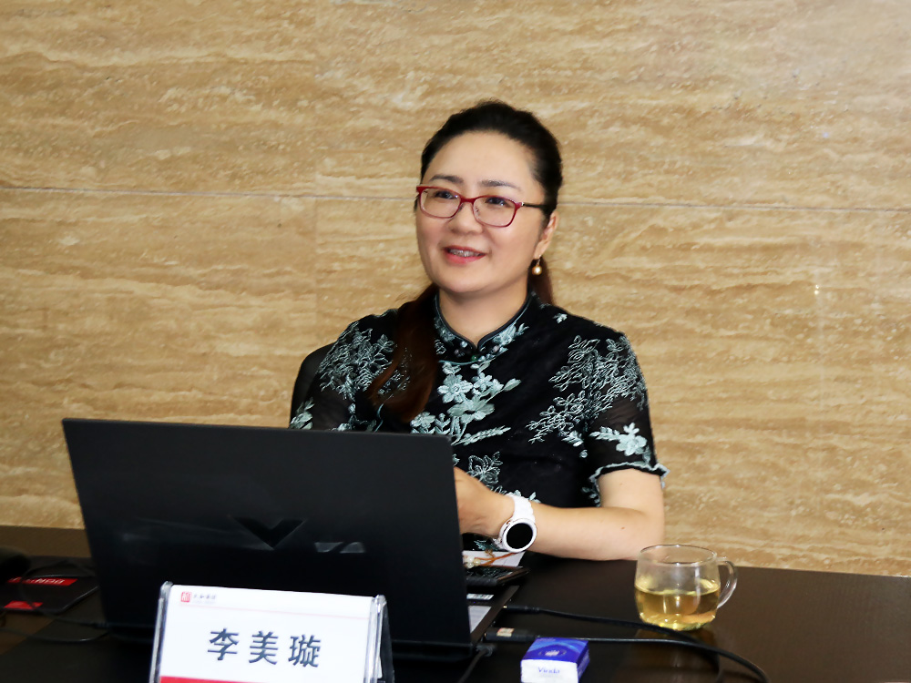 李总.jpg 李总.jpg